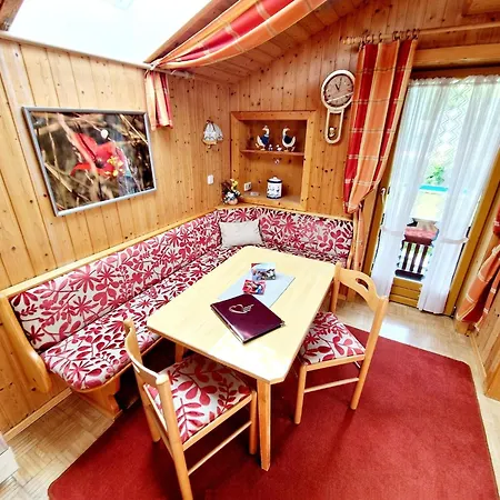 Apartment Near The Gondelbahn With Shared Pool * Tröpolach